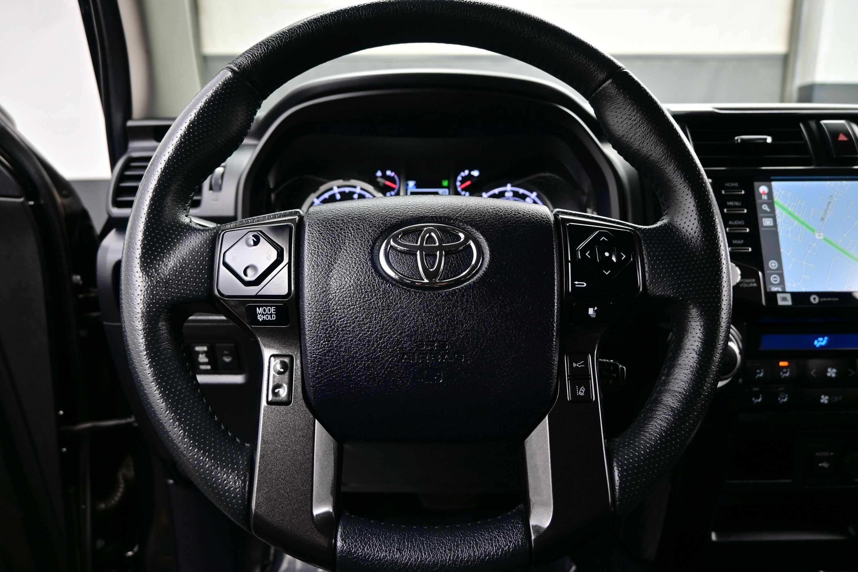 Used 2022 Toyota 4Runner TRD Pro AWD/4WD image 25