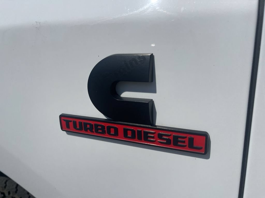 Used 2021 RAM 2500 Big Horn w/ Night Edition AWD/4WD image 4