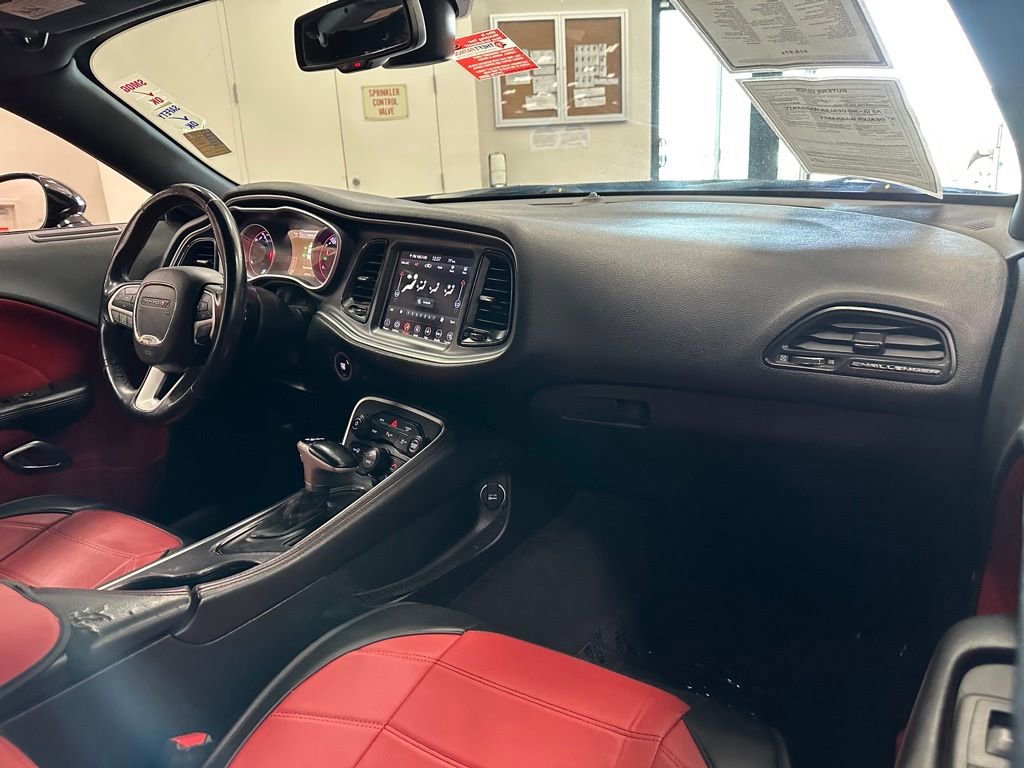 Used 2018 Dodge Challenger SXT Plus image 30