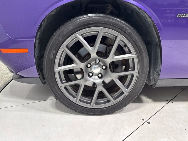 Used 2016 Dodge Challenger R/T Plus RWD image 7