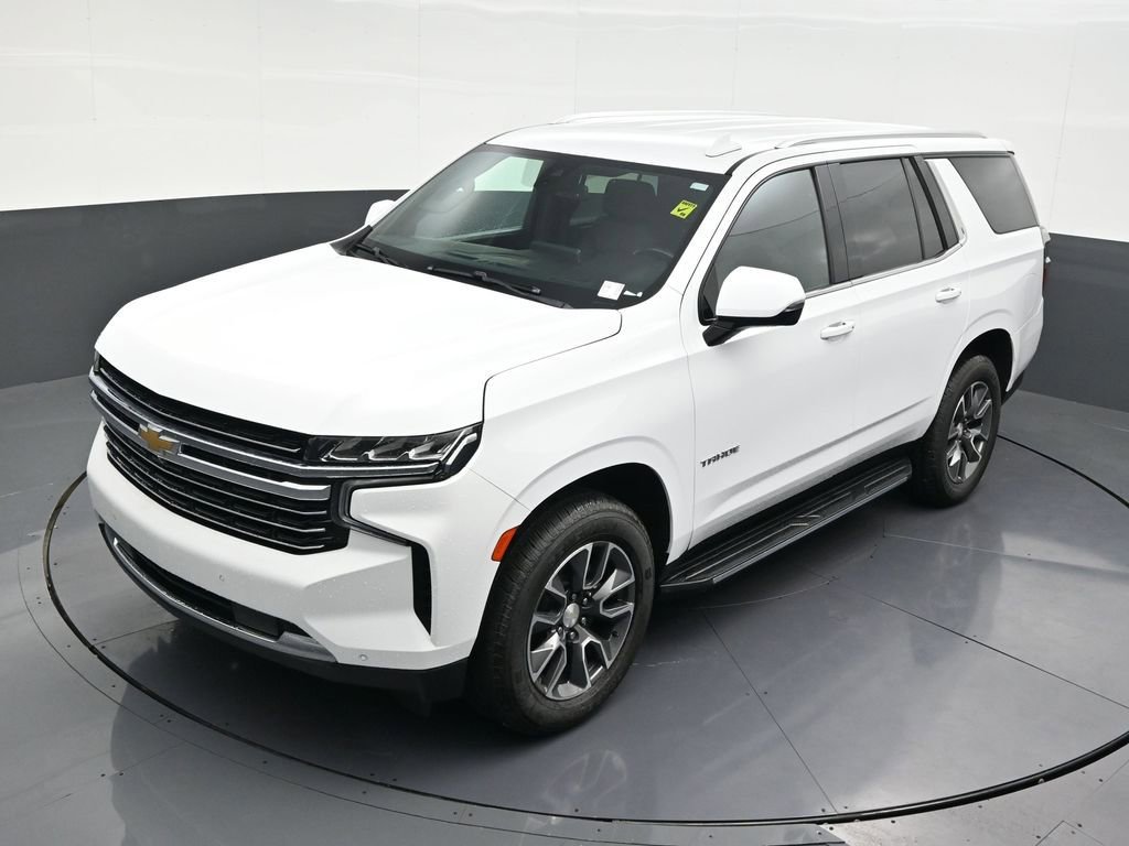 Used 2022 Chevrolet Tahoe LT w/ Luxury Package image 16