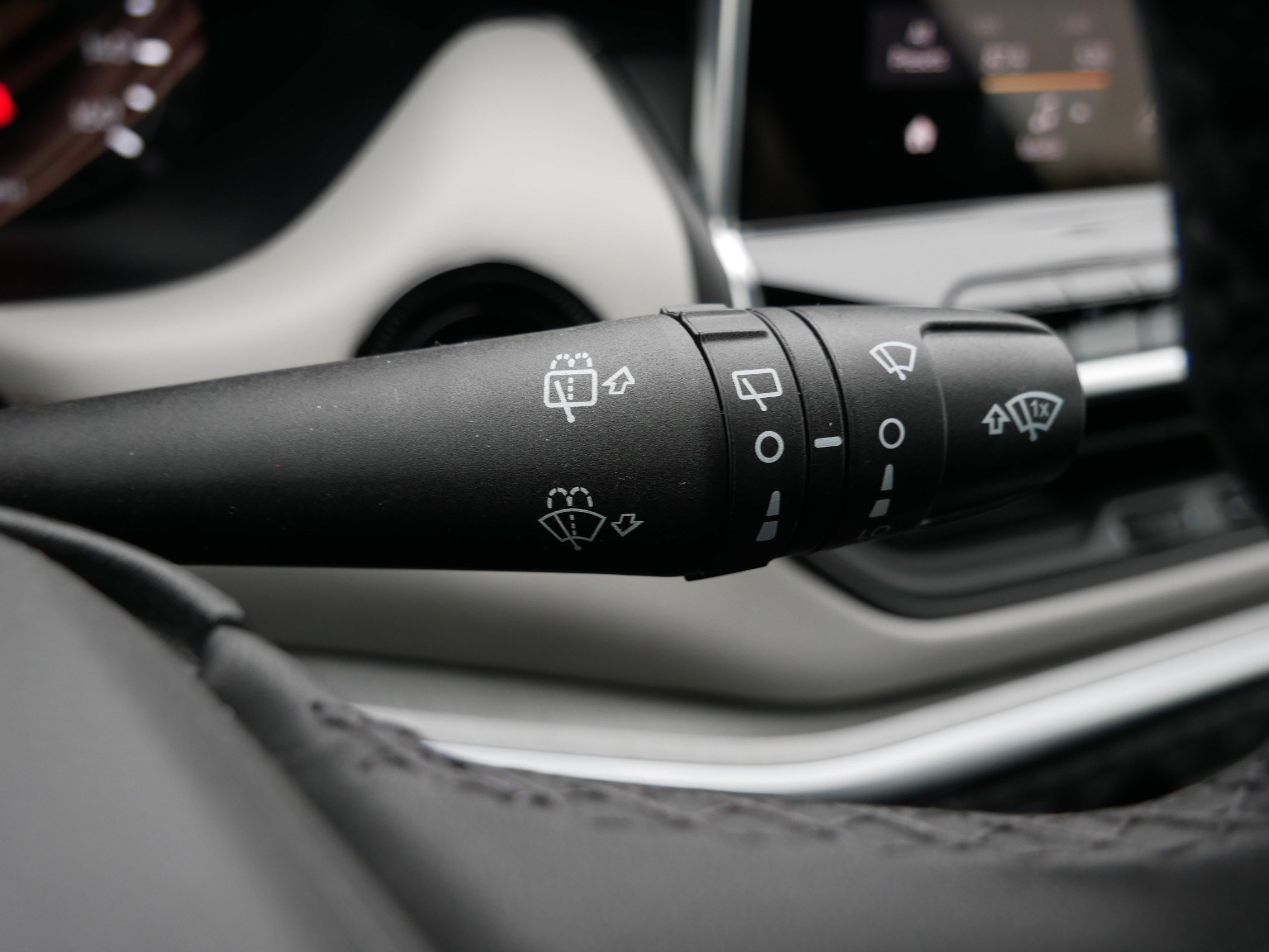 New 2026 Jeep Compass Limited image 19