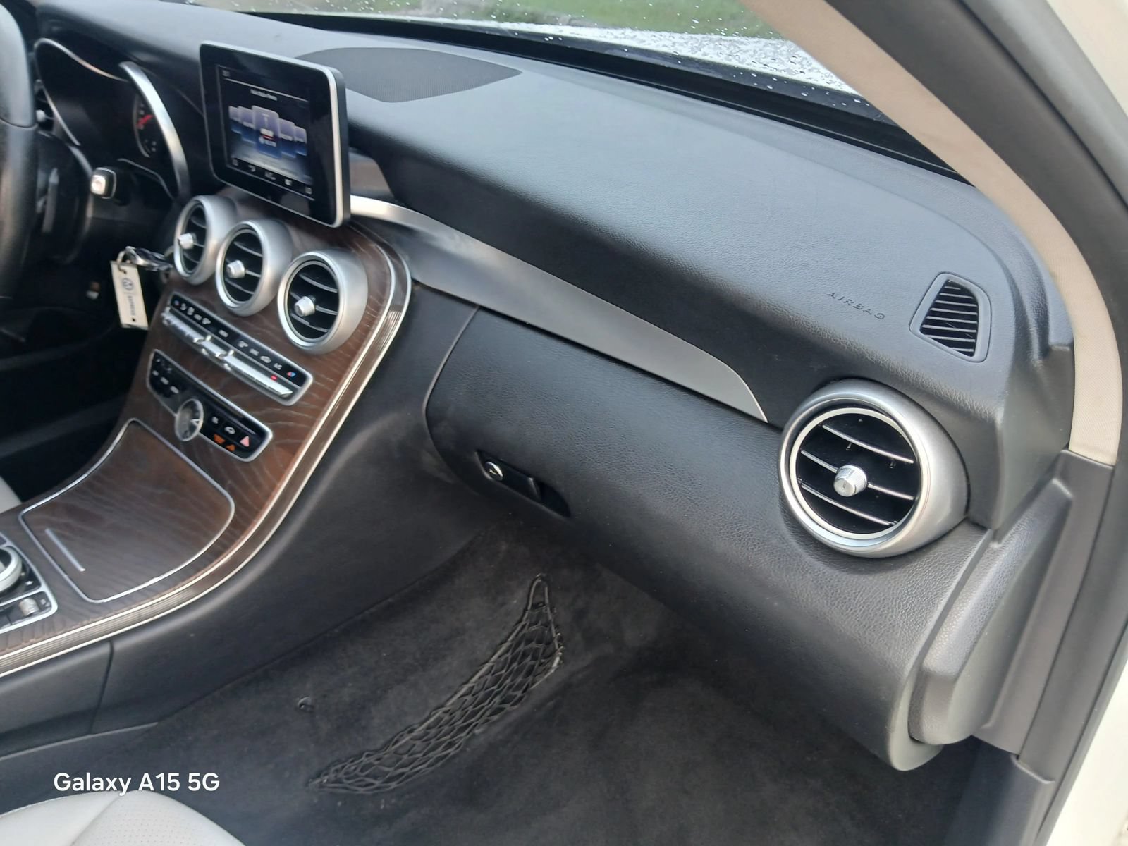 Used 2017 Mercedes-Benz C 300 Sedan image 17
