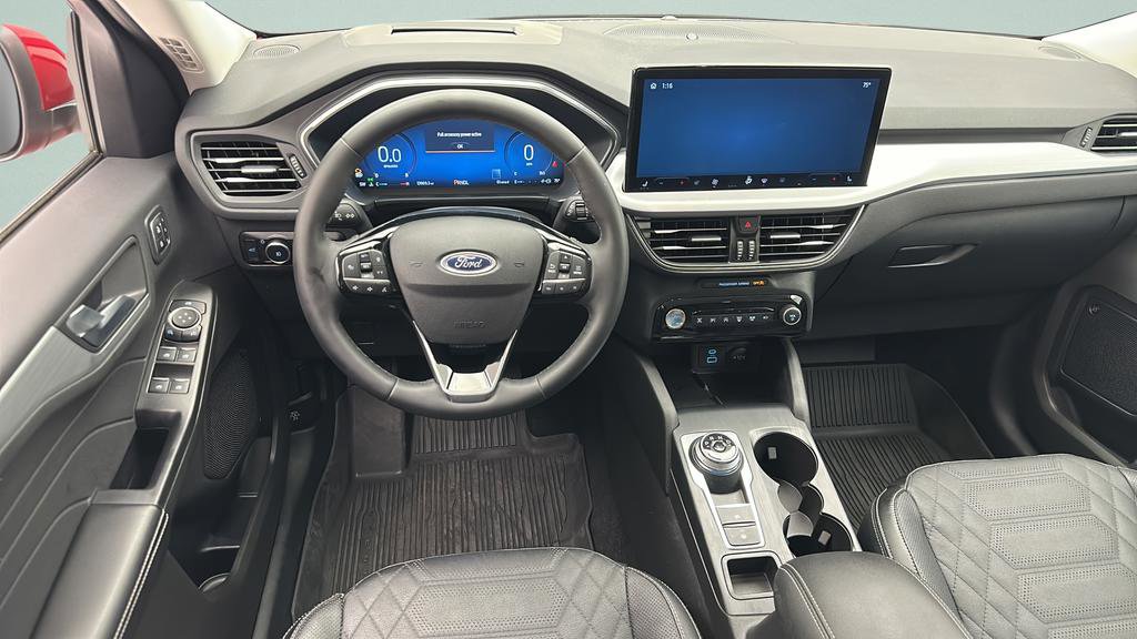 Used 2023 Ford Escape Platinum w/ Premium Technology Package AWD/4WD image 12
