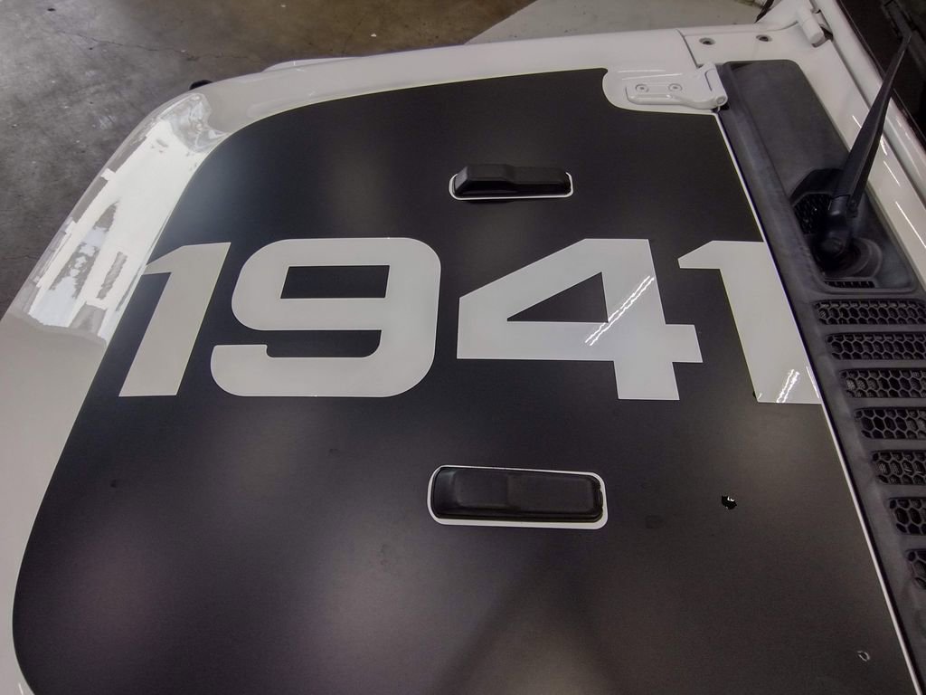 Used 2020 Jeep Wrangler Unlimited Sahara image 5