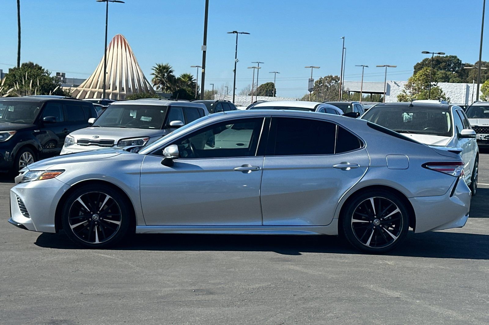 Used 2018 Toyota Camry XSE w/ Audio Package FWD image 8