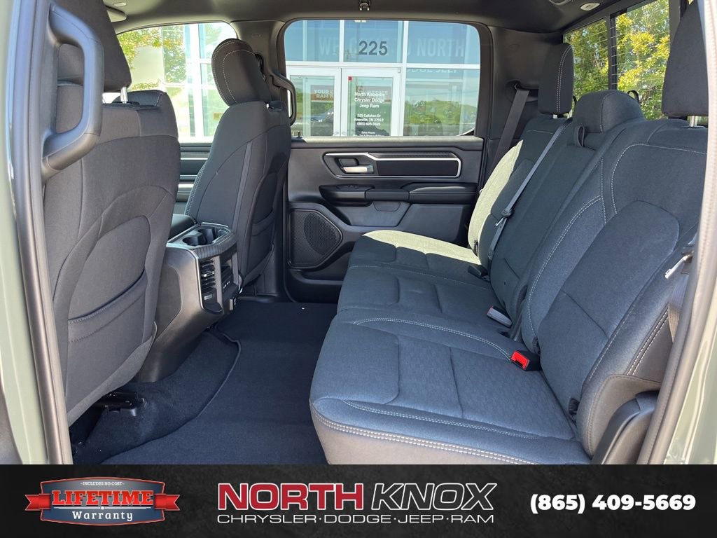 New 2026 RAM 1500 Big Horn AWD/4WD image 12