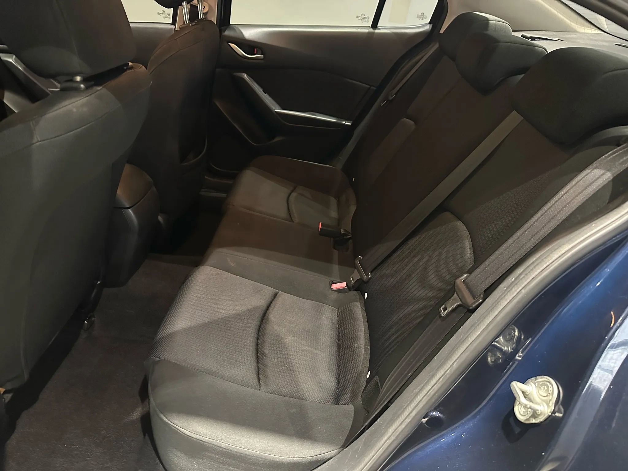 Used 2016 MAZDA MAZDA3 i Sport image 18