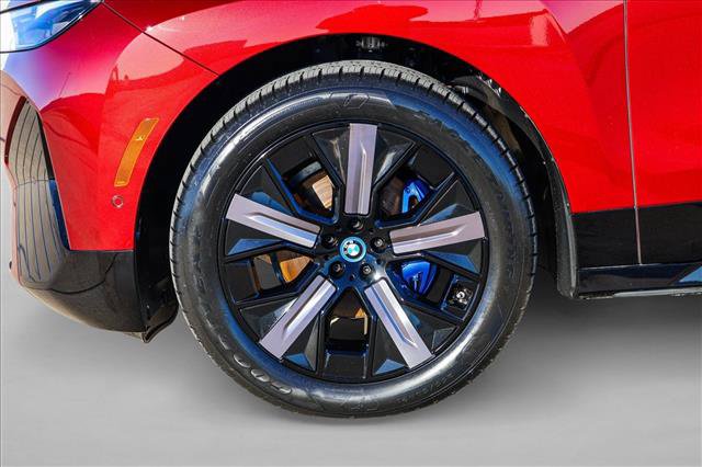 Certified 2024 BMW iX xDrive50 w/ Premium Package AWD/4WD image 9