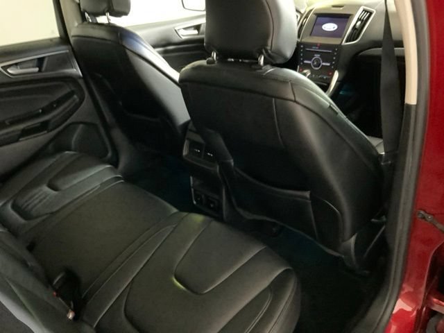 Used 2016 Ford Edge Titanium w/ Technology Package AWD/4WD image 33