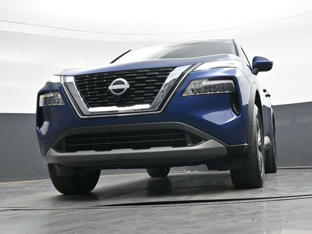 Used 2023 Nissan Rogue SV w/ SV Premium B Package FWD image 50