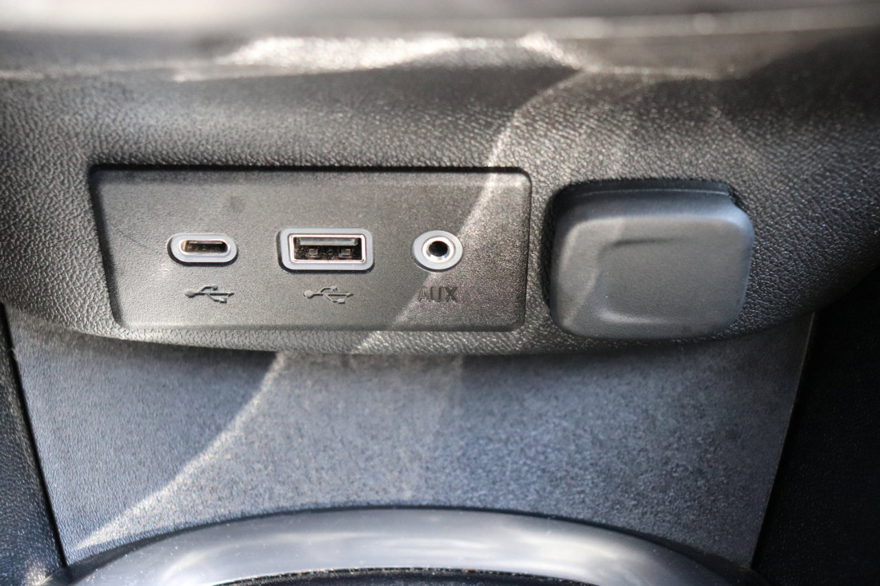 Used 2024 Chevrolet Malibu LT image 34