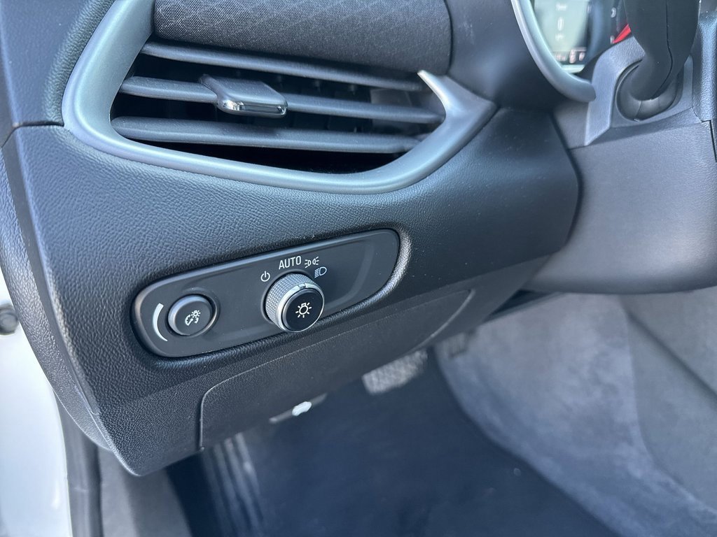 Certified 2023 Chevrolet Malibu LT image 23