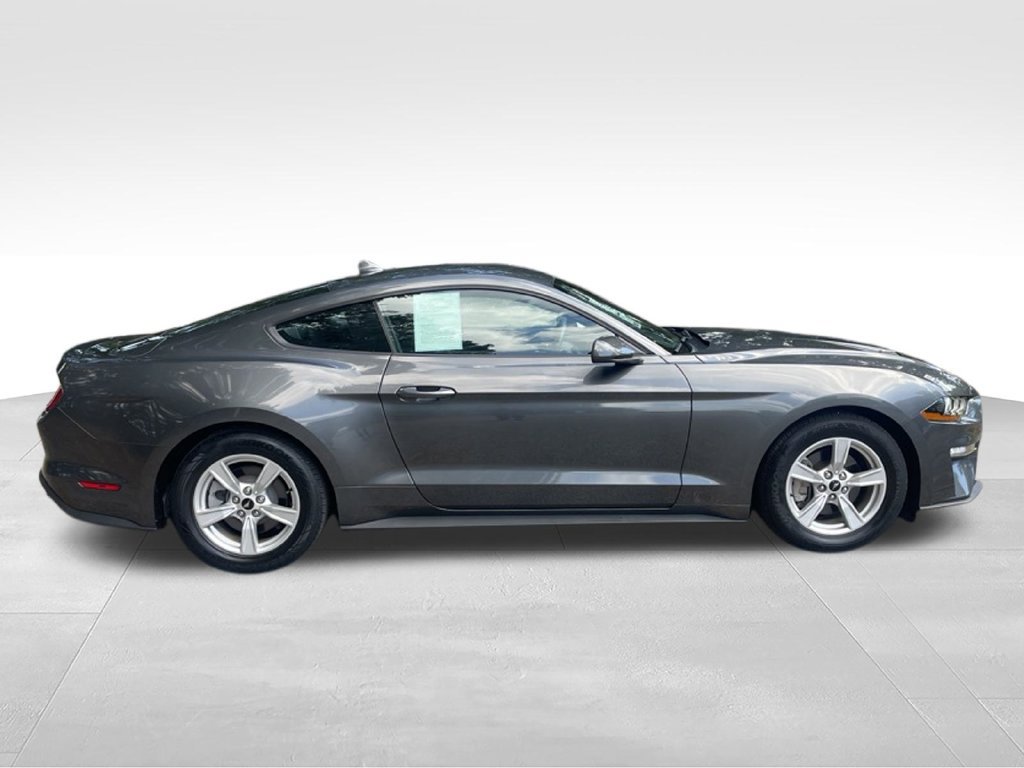 Used 2020 Ford Mustang Coupe RWD image 12