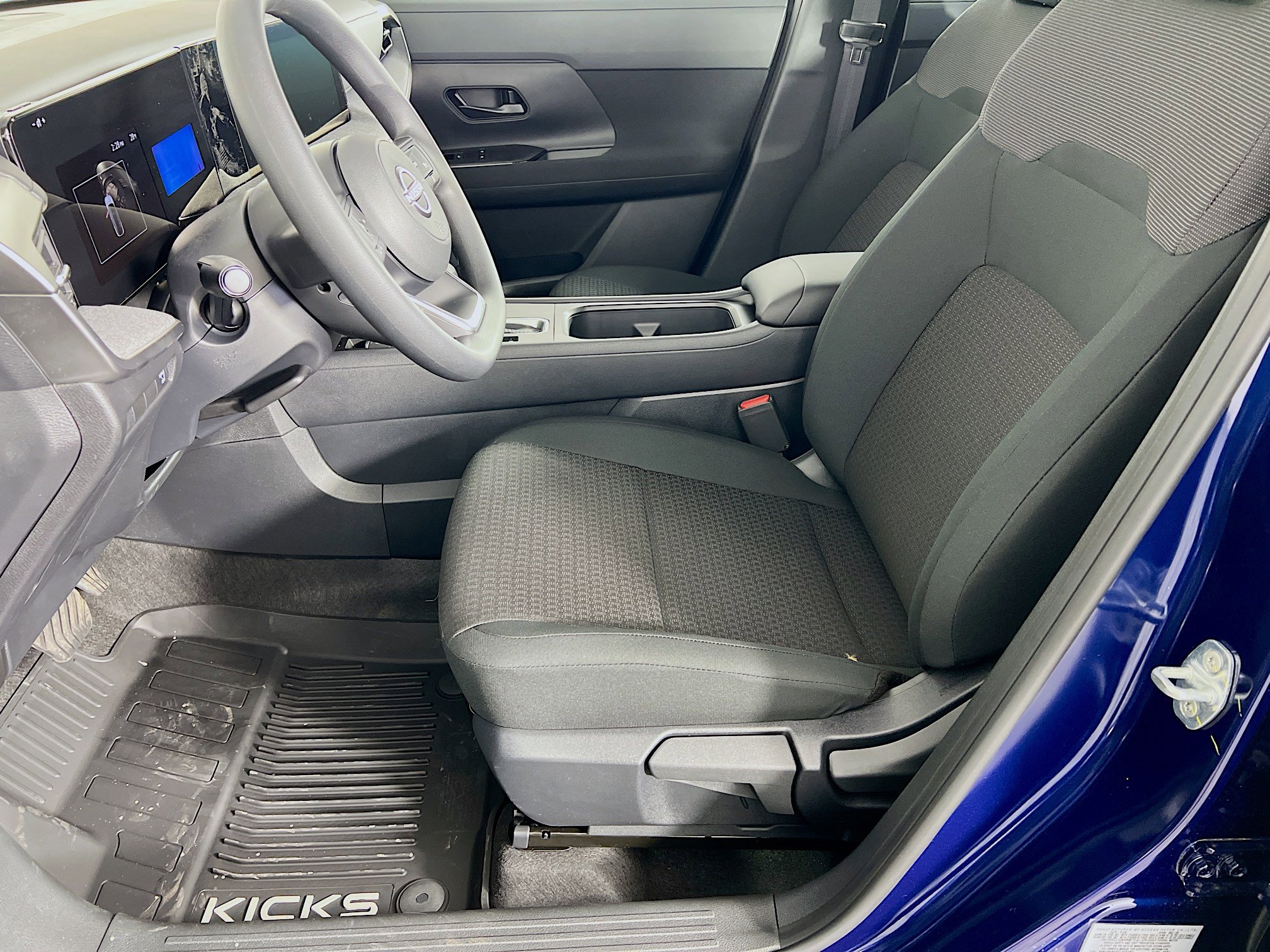 New 2026 Nissan Kicks S image 3