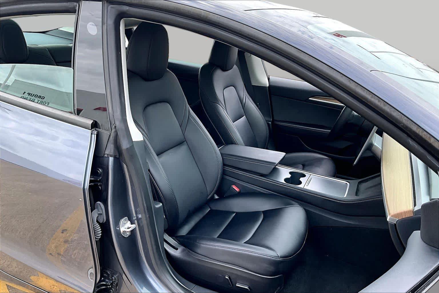 Used 2023 Tesla Model 3 Standard Range RWD image 8