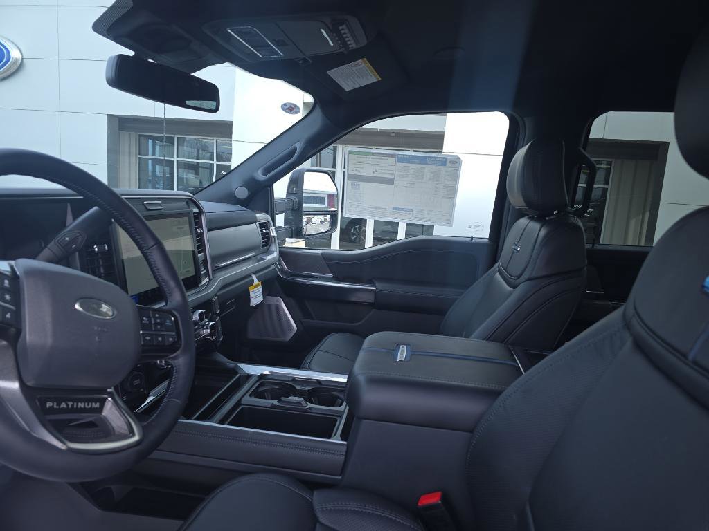 New 2025 Ford F350 Platinum image 17