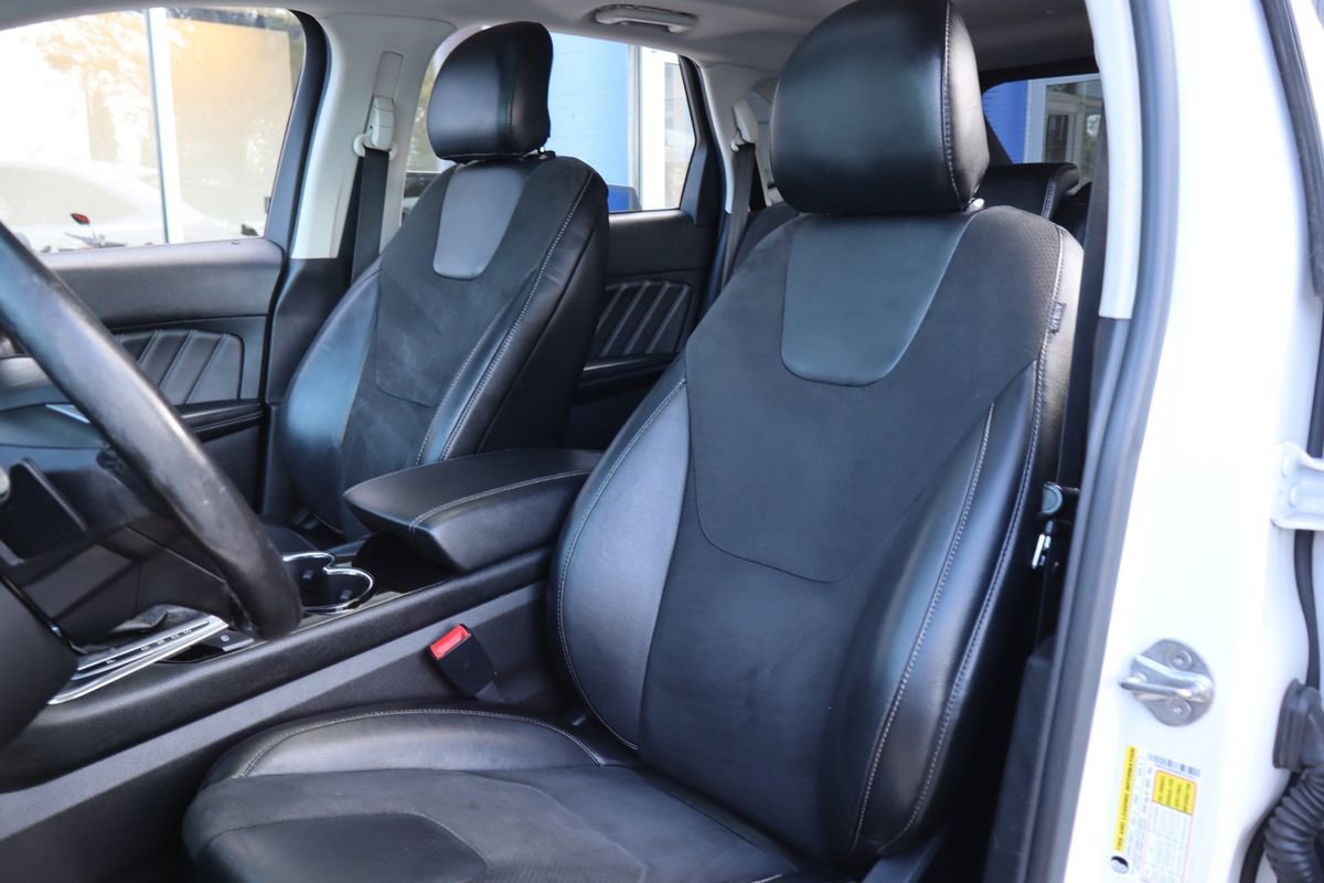 Used 2015 Ford Edge Sport w/ Equipment Group 401A AWD/4WD image 10