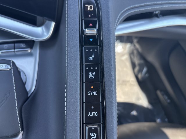 Certified 2023 Chevrolet Corvette Stingray Preferred Conv RWD image 32