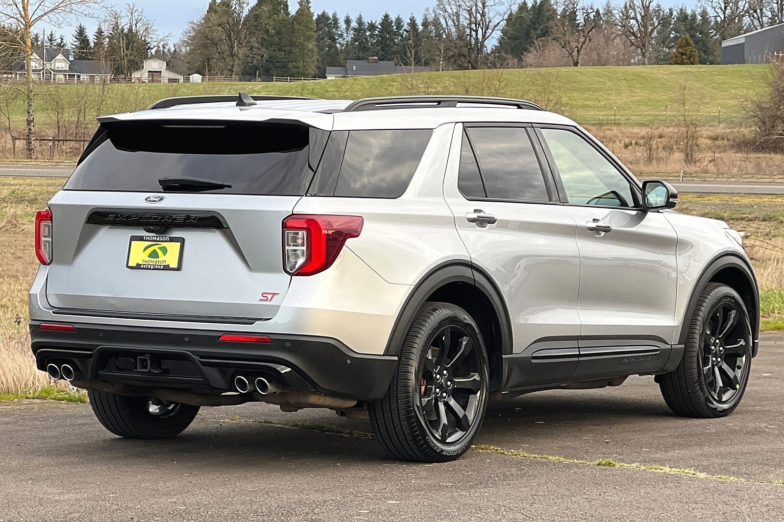 Used 2022 Ford Explorer ST w/ Equipment Group 401A image 4