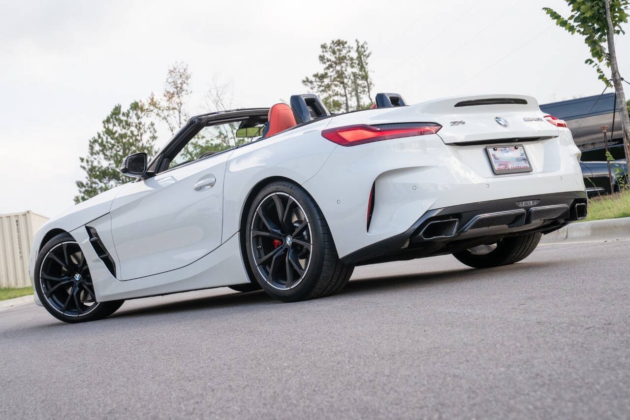 Used 2025 BMW Z4 M40i w/ Edition RWD image 12