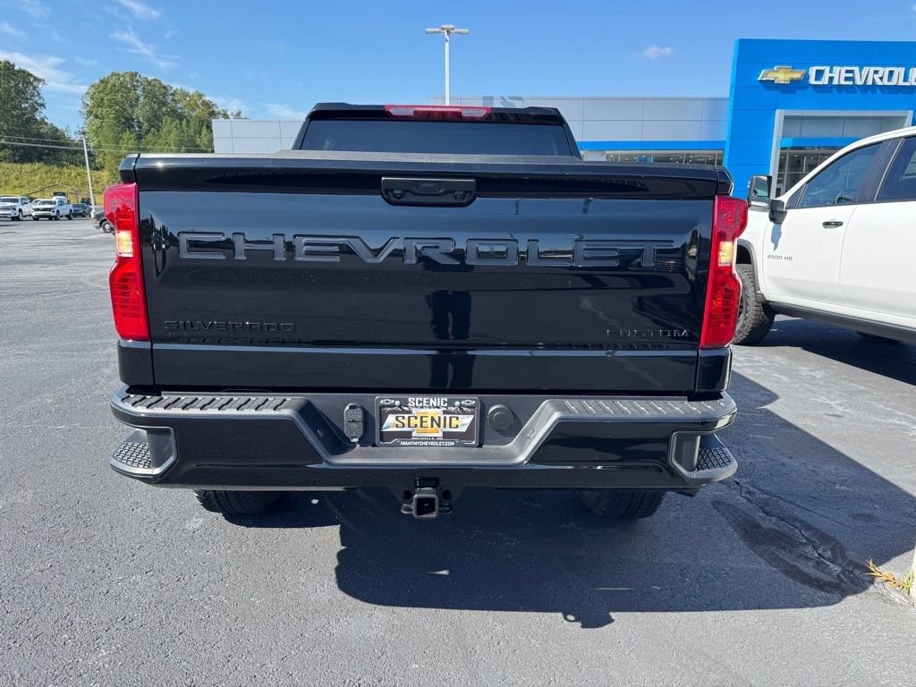 New 2026 Chevrolet Silverado 1500 Custom Trail Boss w/ Turbomax Blackout Package image 4