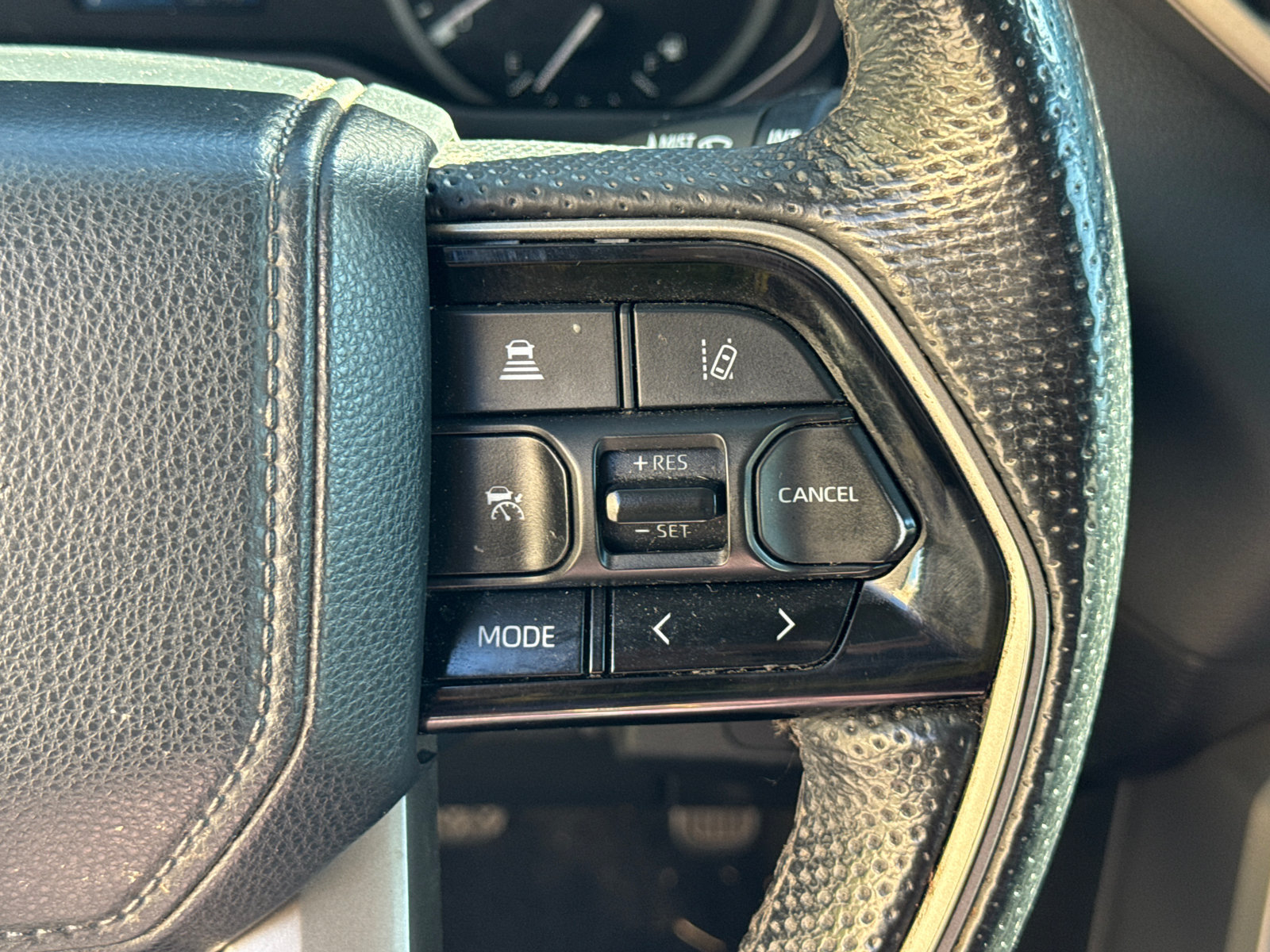 Used 2022 Toyota Tundra Limited RWD image 25