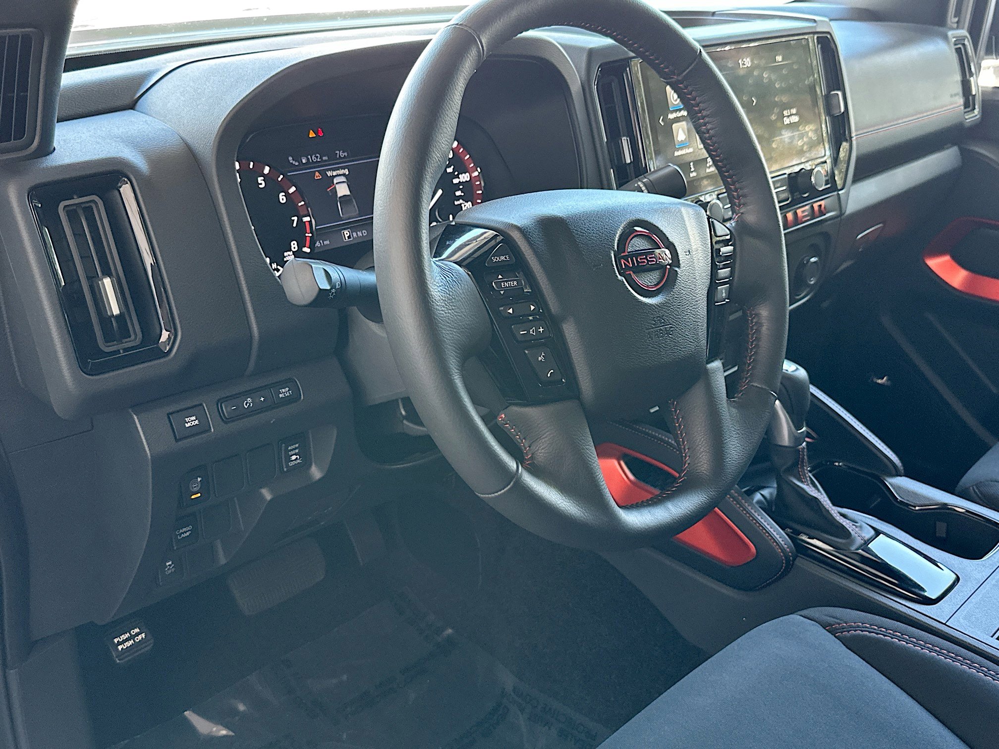 Used 2025 Nissan Frontier Pro-X w/ Pro Convenience Package image 8