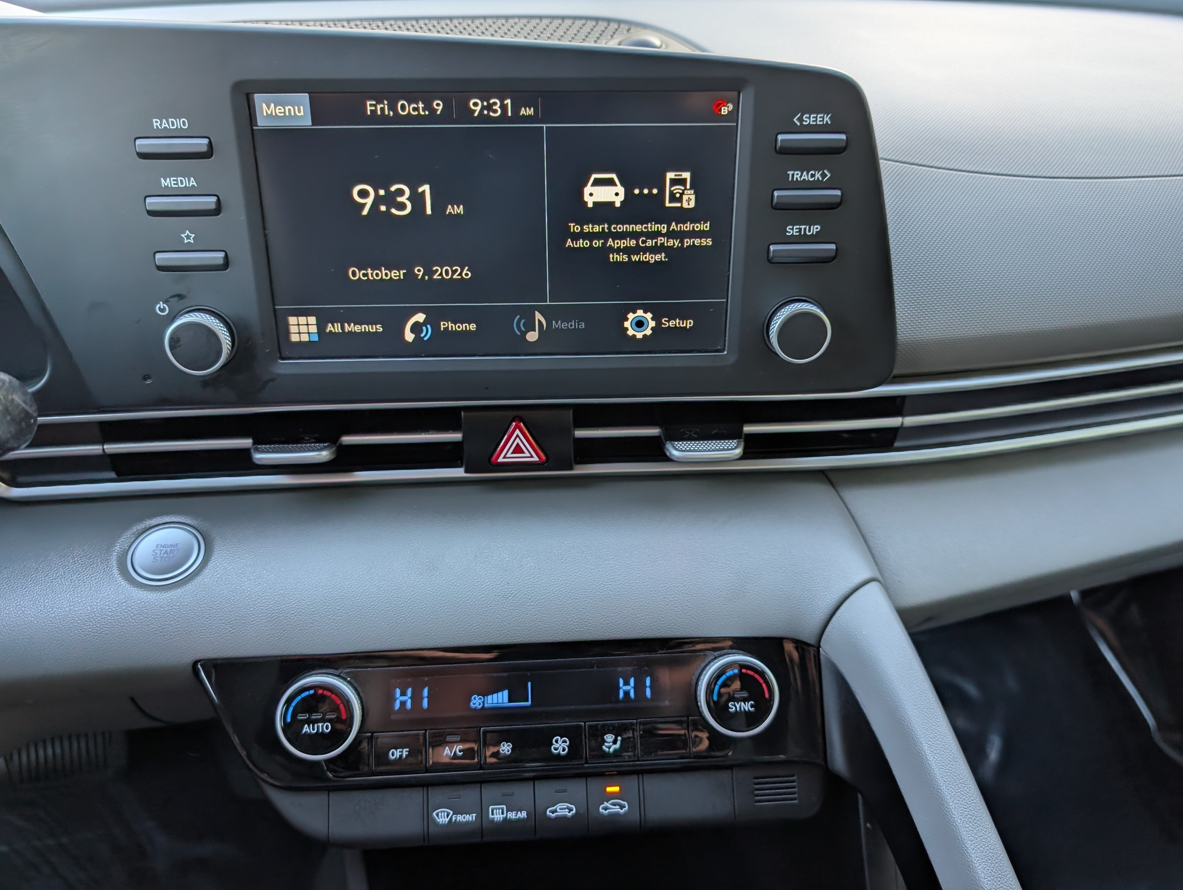 Used 2023 Hyundai Elantra SEL FWD image 25