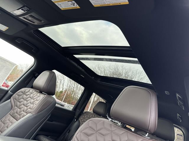 New 2026 Nissan Armada Platinum Reserve image 17