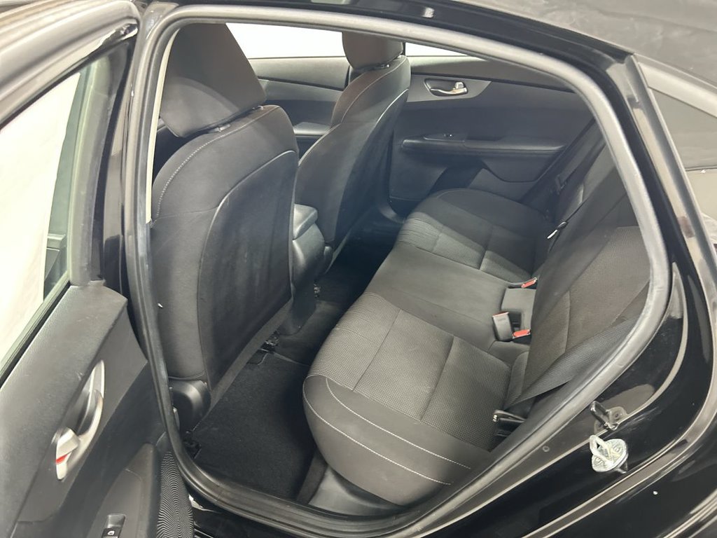Used 2019 Kia Forte LXS FWD image 19