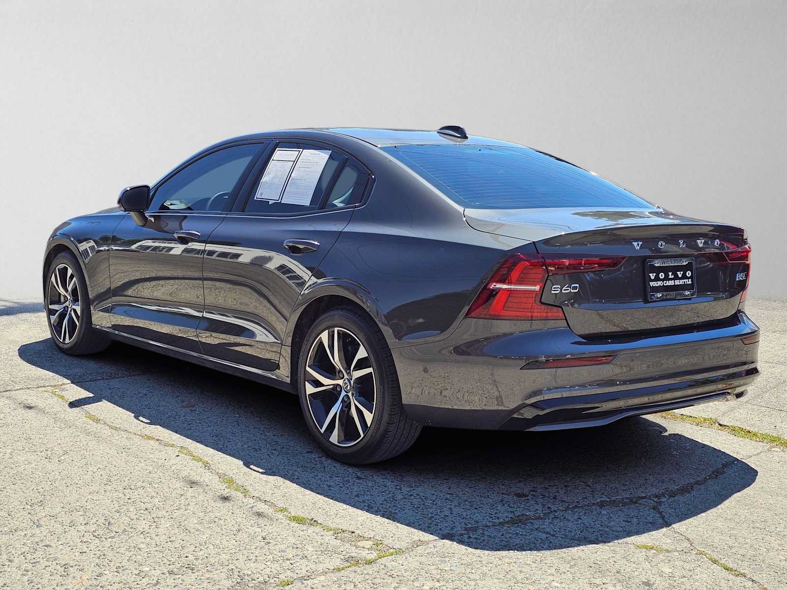 Certified 2024 Volvo S60 B5 Plus AWD/4WD image 5