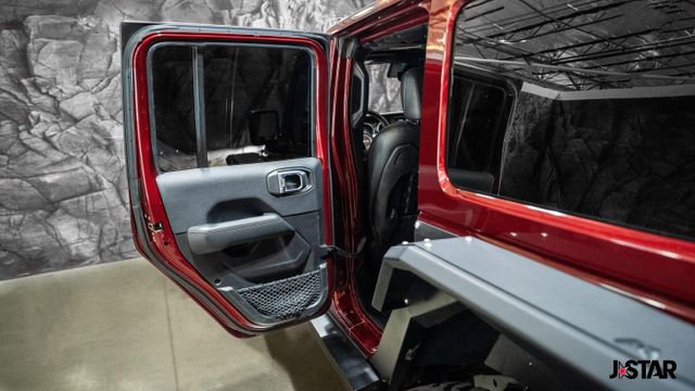 Used 2021 Jeep Wrangler Unlimited Rubicon w/ Trailer Tow Package image 8