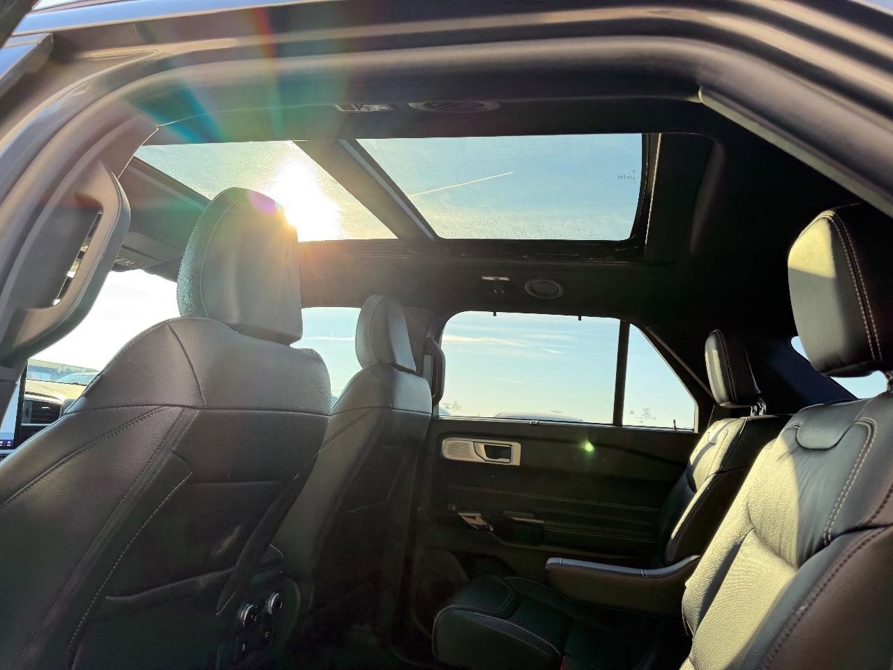 Used 2023 Ford Explorer ST w/ Equipment Group 401A image 12