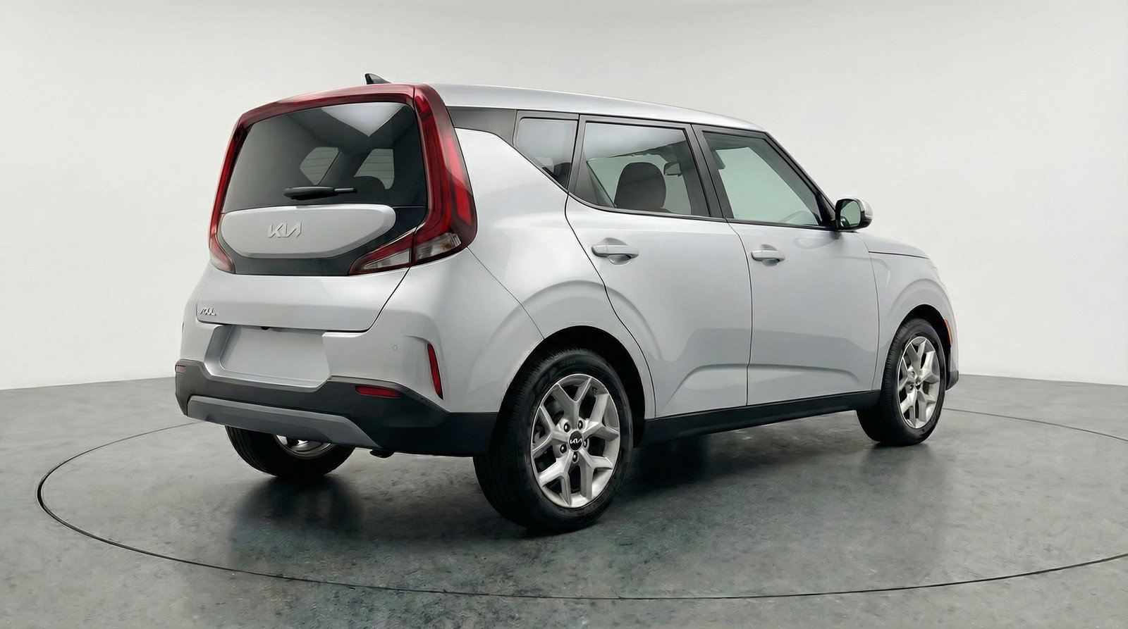 Used 2025 Kia Soul LX w/ LX Technology Package image 9