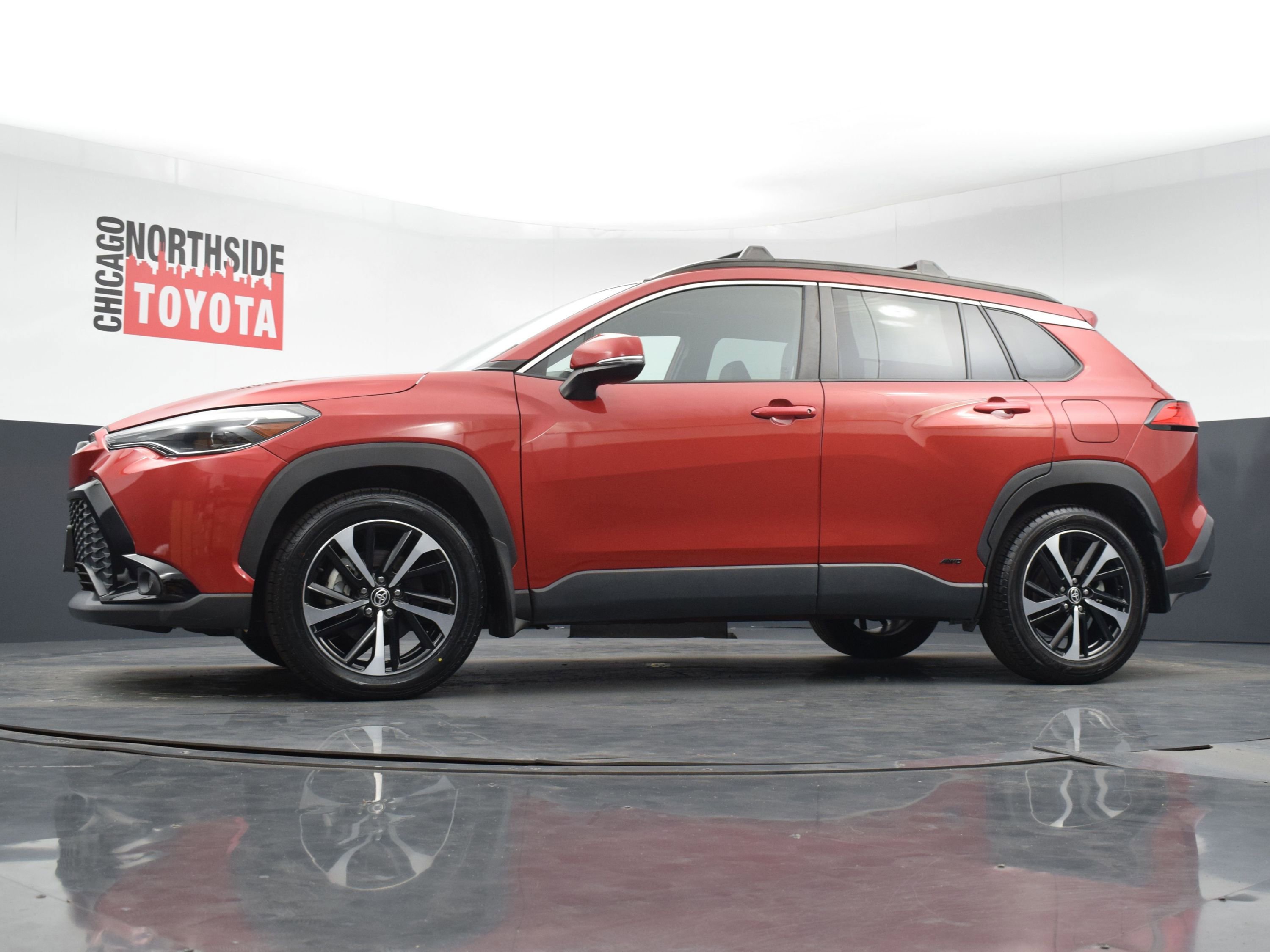 Used 2023 Toyota Corolla Cross XSE w/ Convenience Package image 28