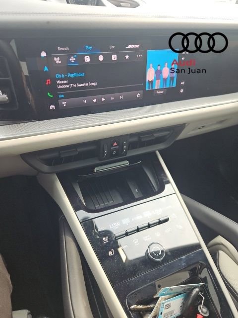 Used 2024 Porsche Cayenne Coupe image 10