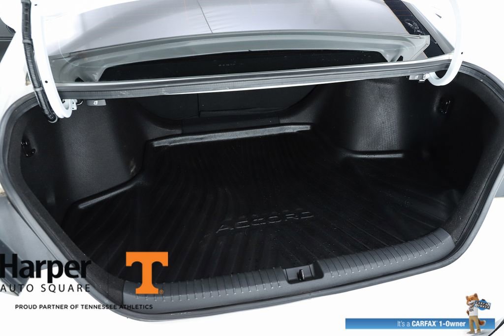 Used 2023 Honda Accord Touring image 29