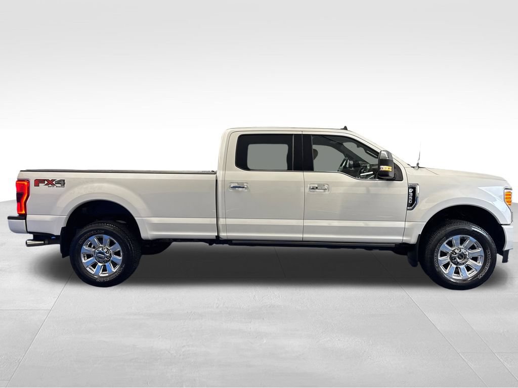 Used 2019 Ford F350 Platinum w/ FX4 Off-Road Package AWD/4WD image 6