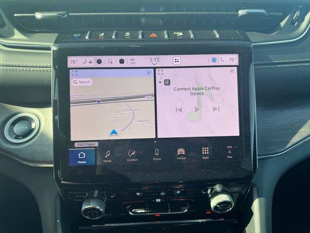 Certified 2025 Jeep Grand Cherokee Overland AWD/4WD image 31