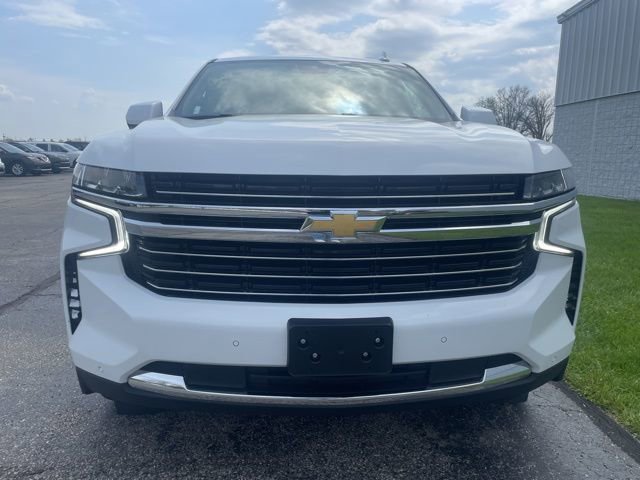 Used 2024 Chevrolet Suburban LT AWD/4WD image 6