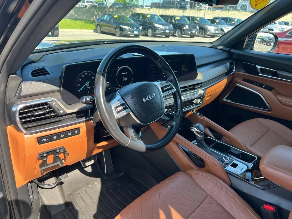 Used 2023 Kia Telluride AWD image 19