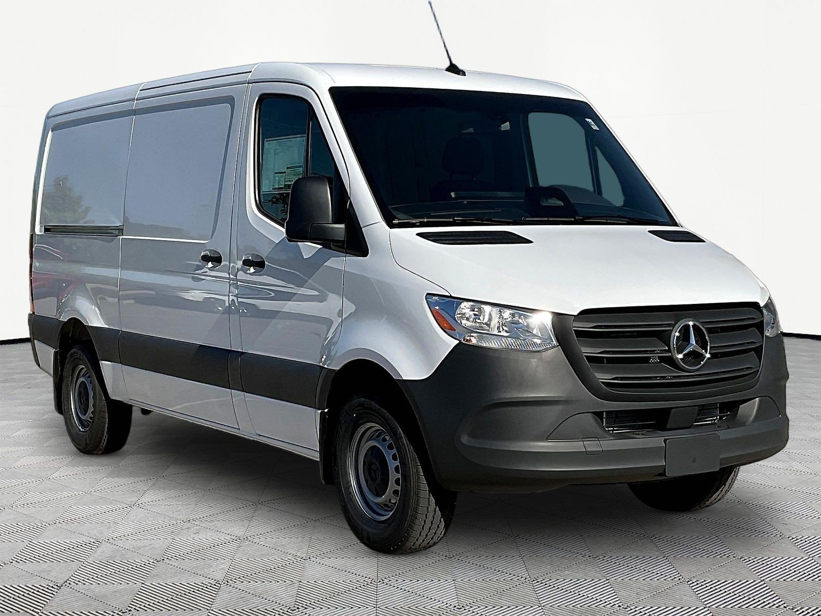 New 2026 Mercedes-Benz Sprinter 2500 image 3