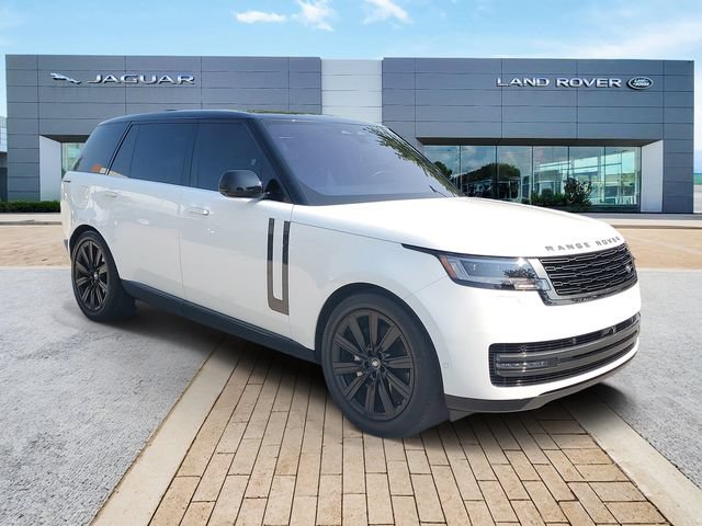 Certified 2023 Land Rover Range Rover Long Wheelbase SE AWD/4WD image 3