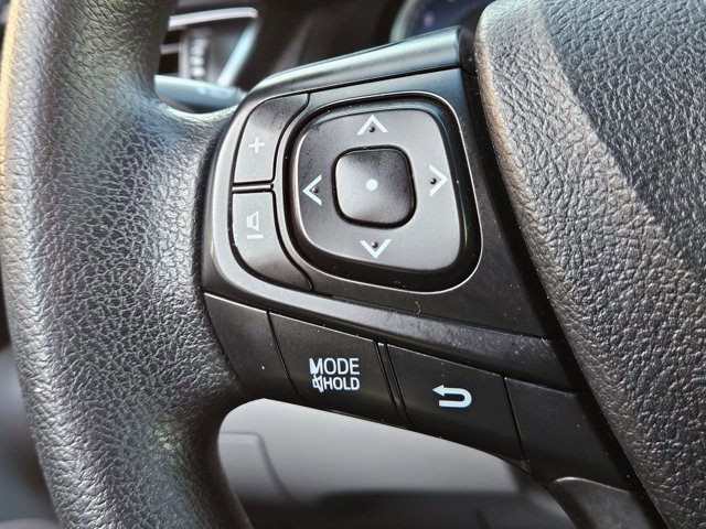Used 2016 Toyota Camry LE image 25