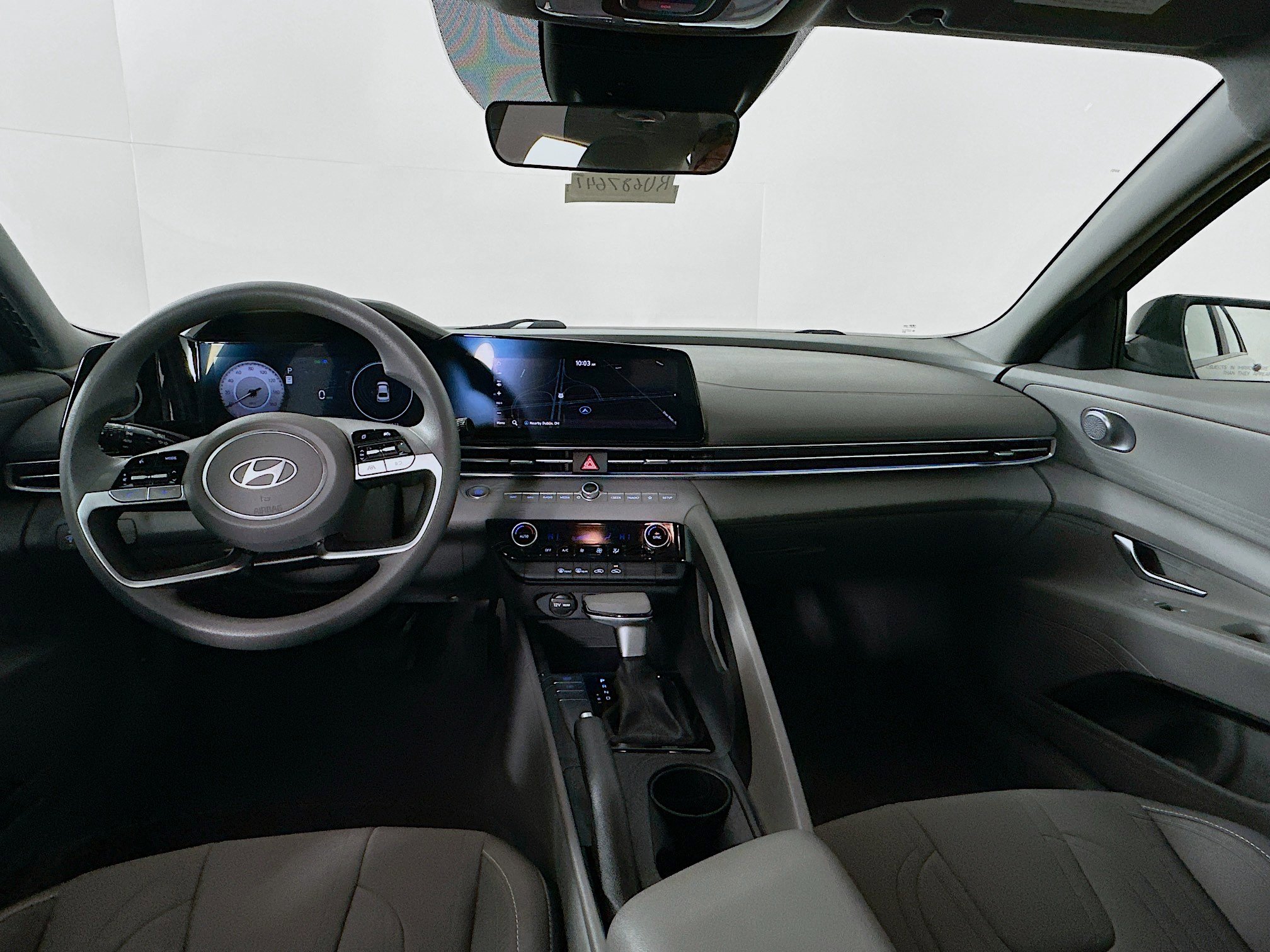 Used 2024 Hyundai Elantra SEL image 27