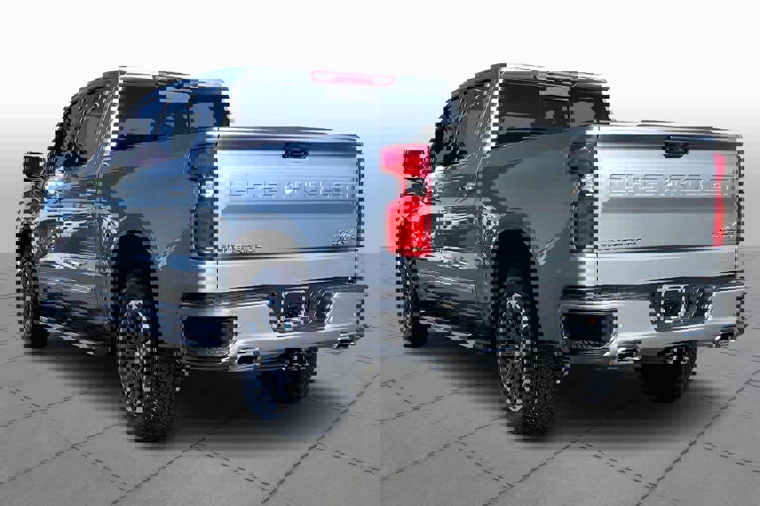 Certified 2024 Chevrolet Silverado 1500 High Country w/ Z71 Off-Road Package image 11