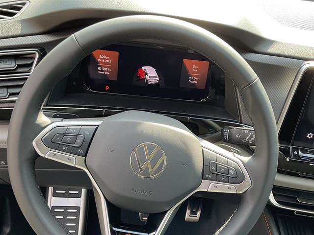 New 2026 Volkswagen Atlas Peak Edition image 8