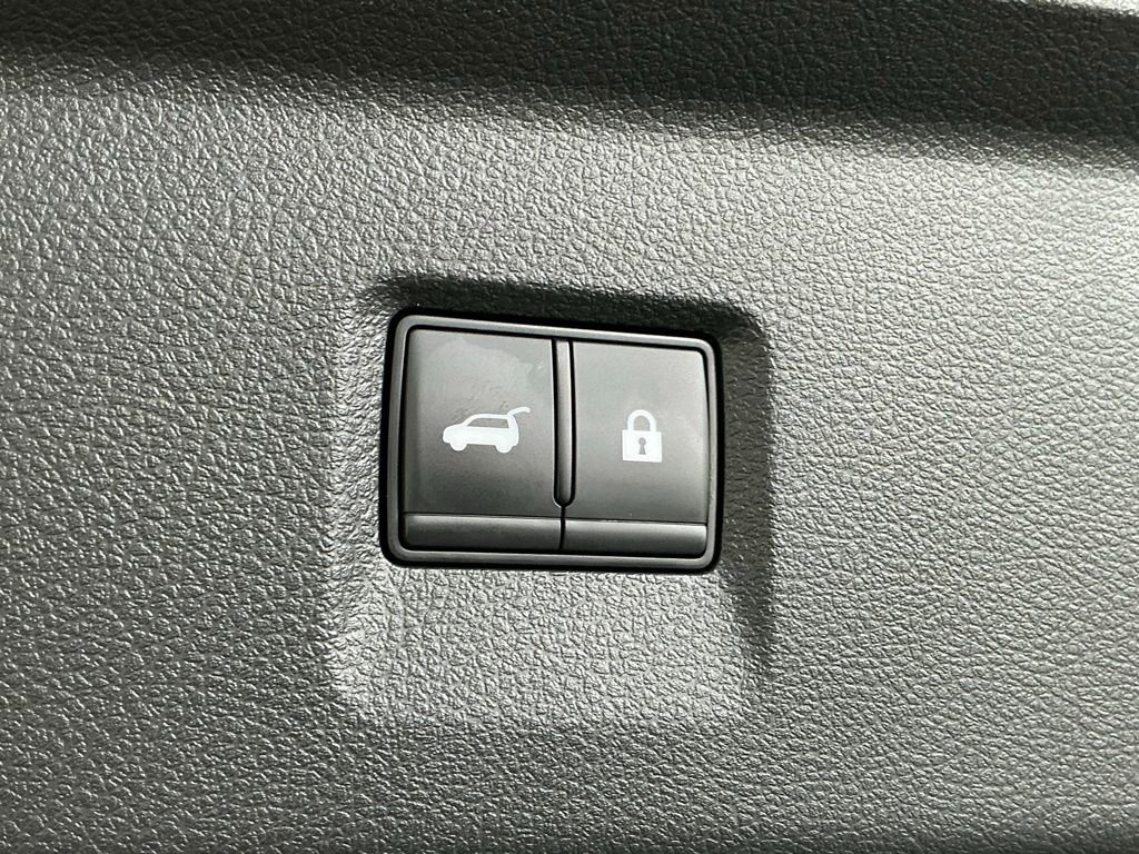 Used 2025 INFINITI QX60 Pure image 19