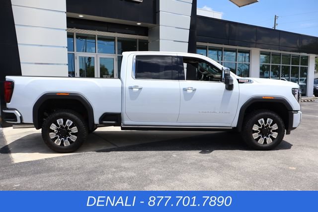 New 2026 GMC Sierra 3500 Denali w/ Denali Reserve Package AWD/4WD image 9
